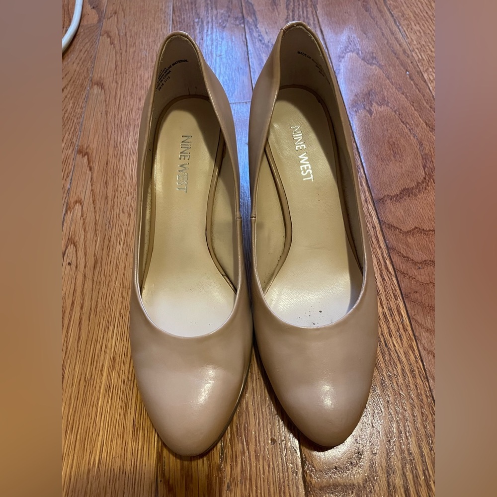 Nine West Women Wedge Heel Size 6.5